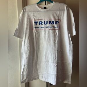 Gildan. XL “Trump, Make America Great Again” Tee